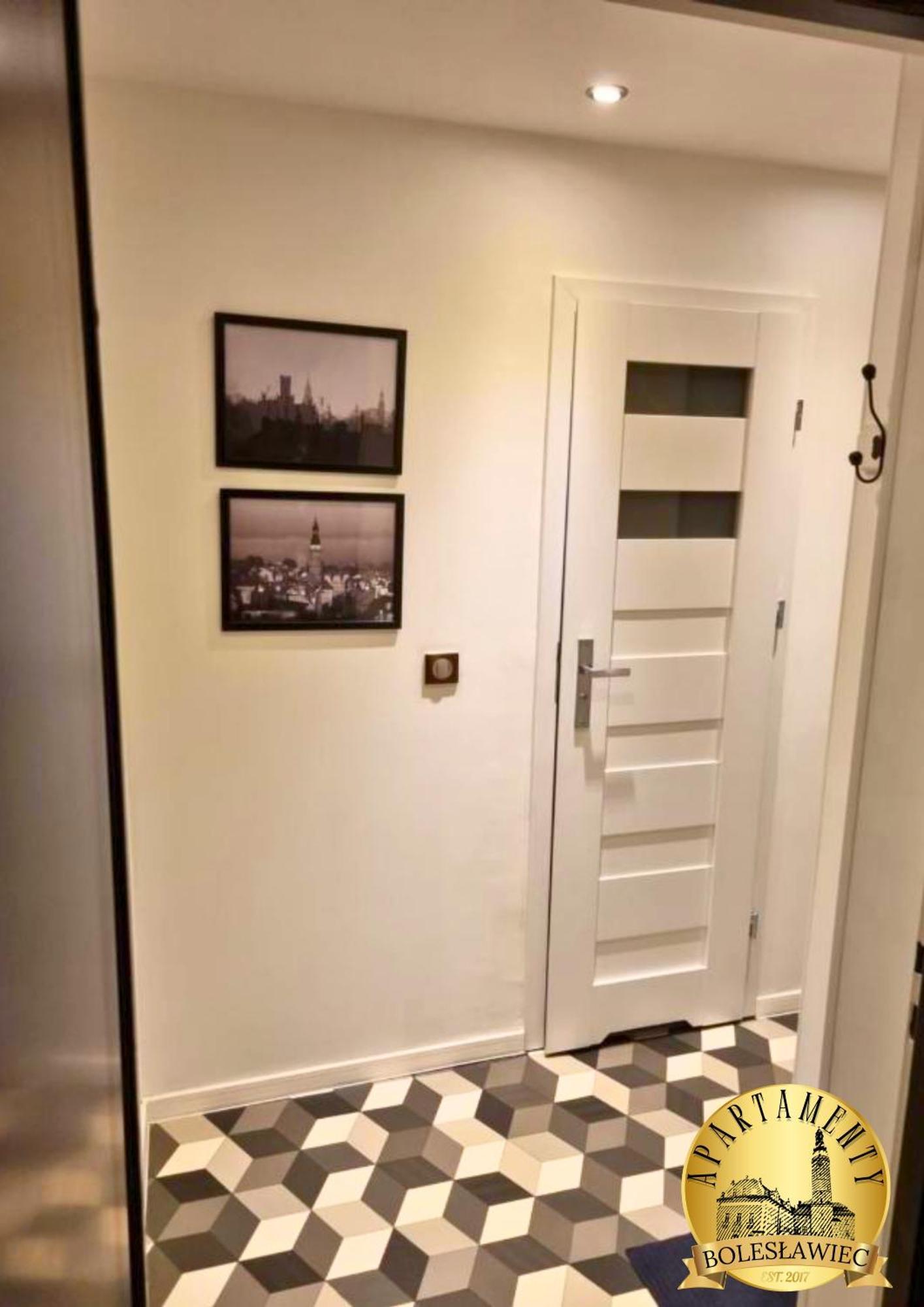 Apartament W Rynku ブンツラウ エクステリア 写真