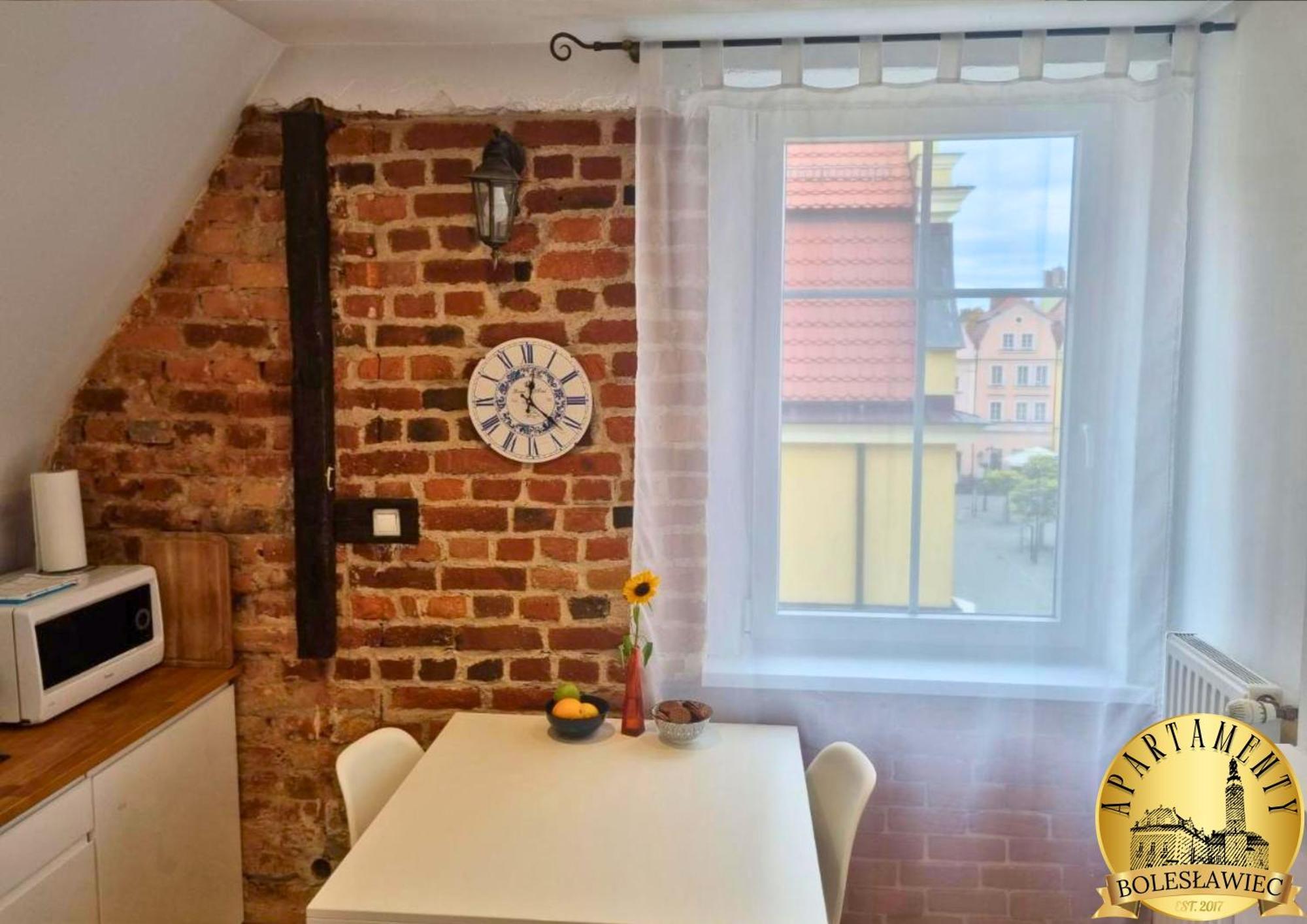 Apartament W Rynku ブンツラウ エクステリア 写真